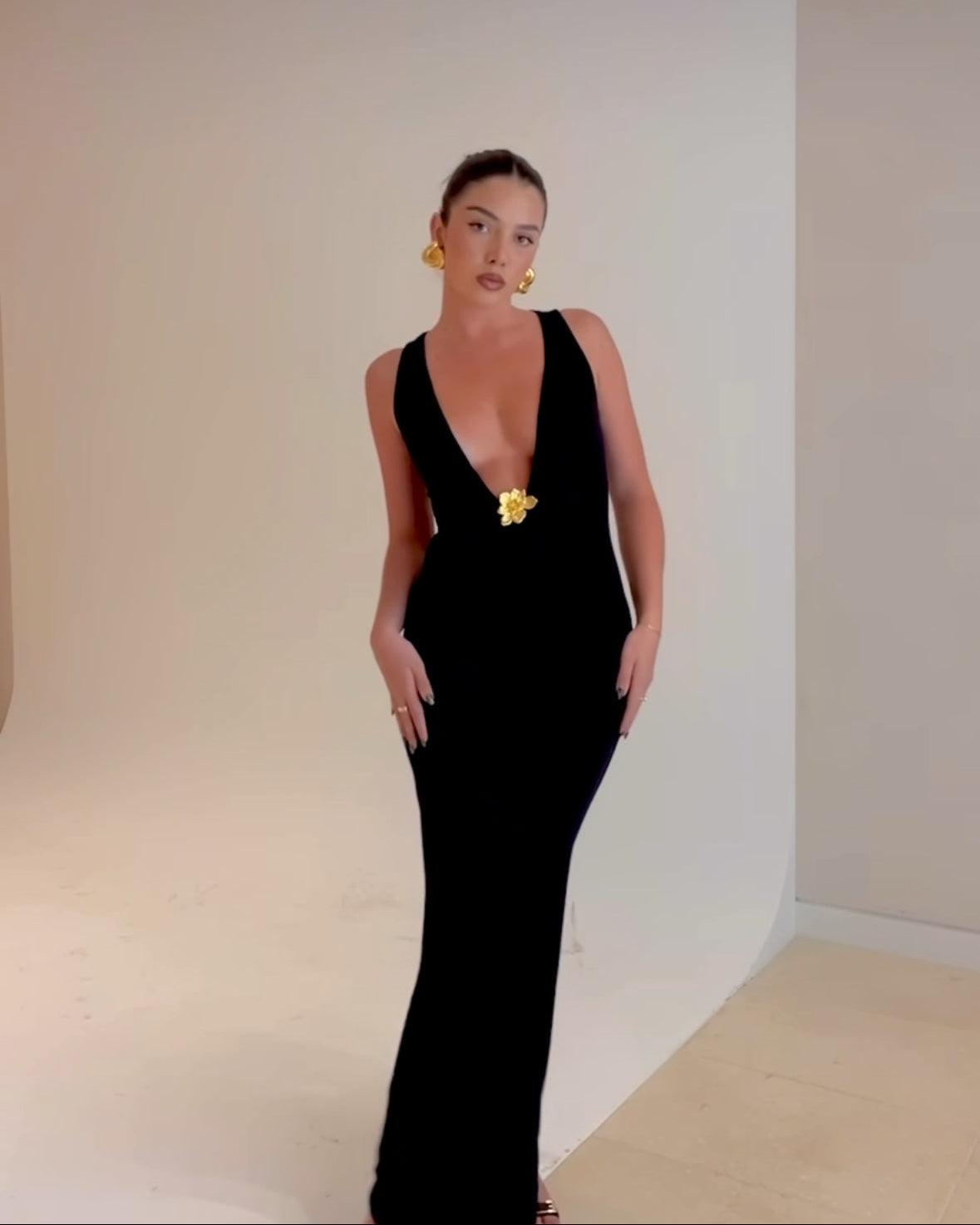 Beck Plunged Maxi - Floral Hardware