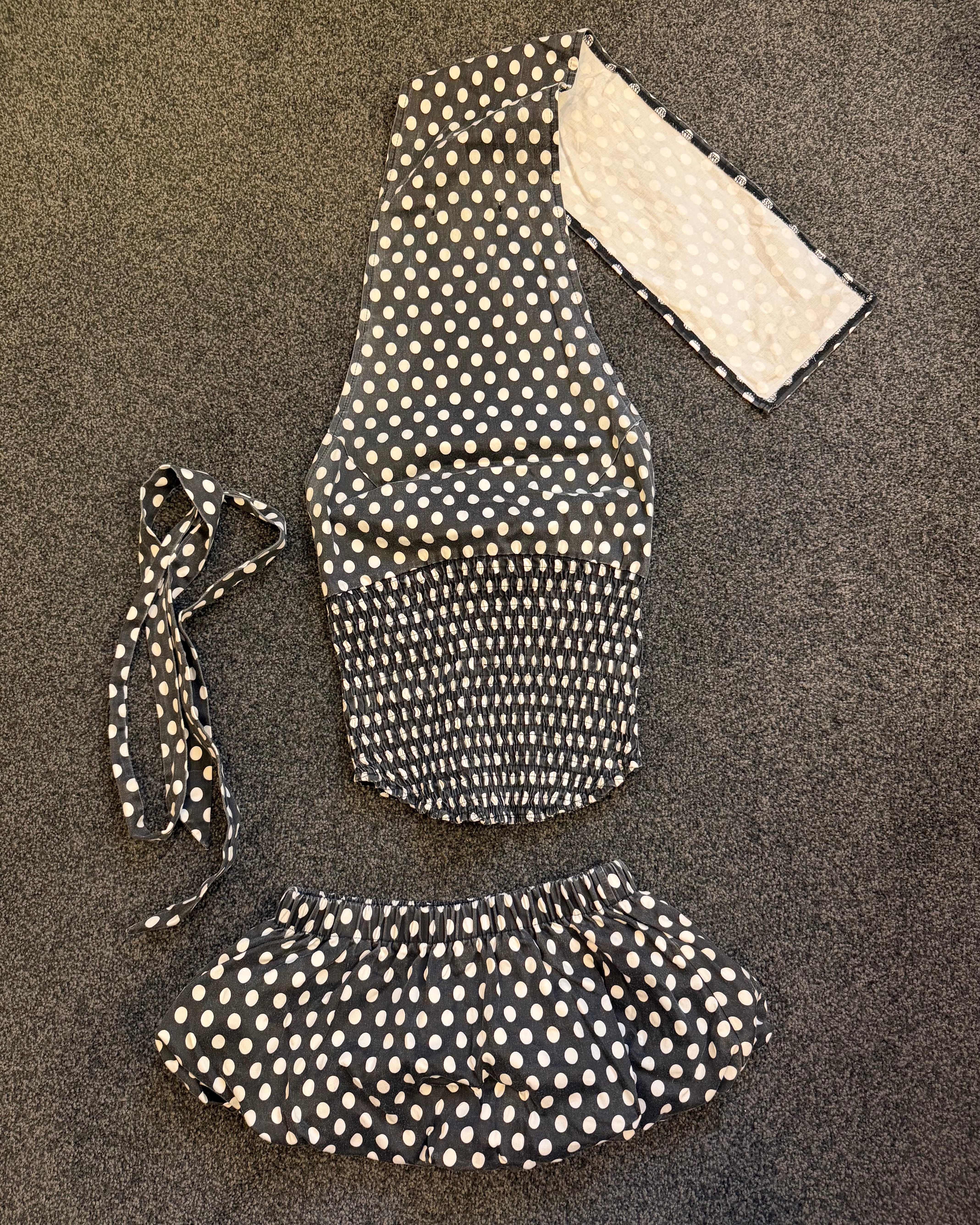 For Sale: Gwen Set