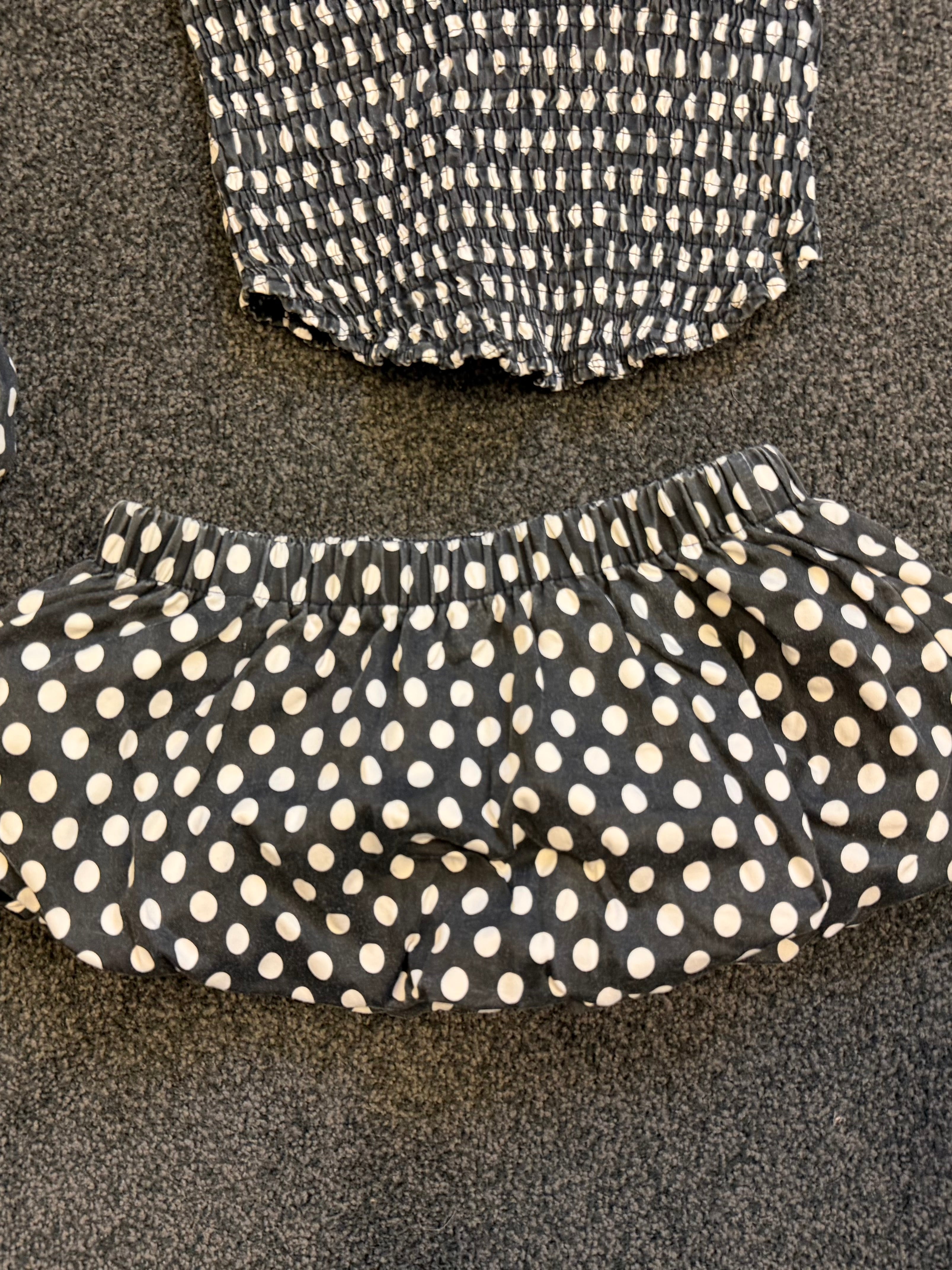 For Sale: Gwen Set