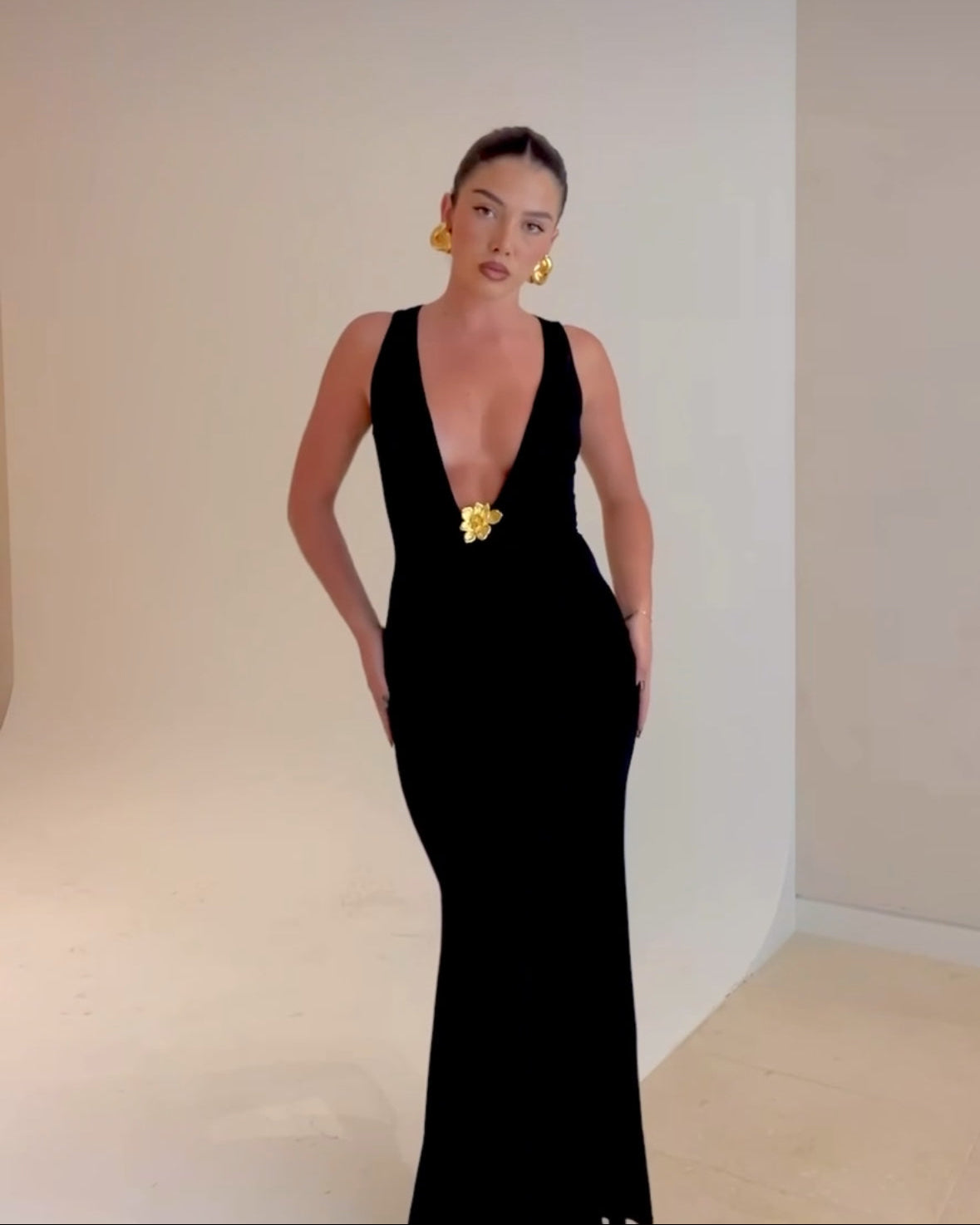 Beck Plunged Maxi - Floral Hardware